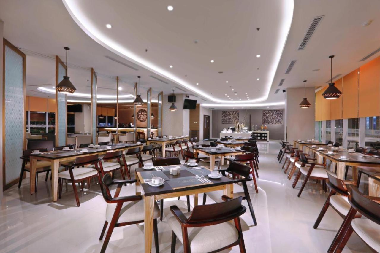 Cozy The H Residence Cawang By Bonzela Property Джакарта Экстерьер фото